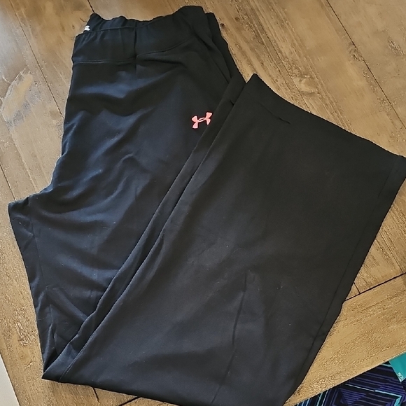 Under Armour Black Sweatpants with Pink Logo - Picture 1 of 4